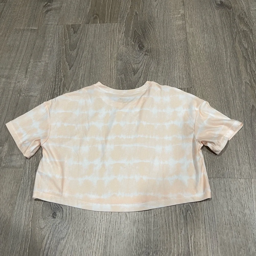 Old Navy girls breath on Active Crop top size 8